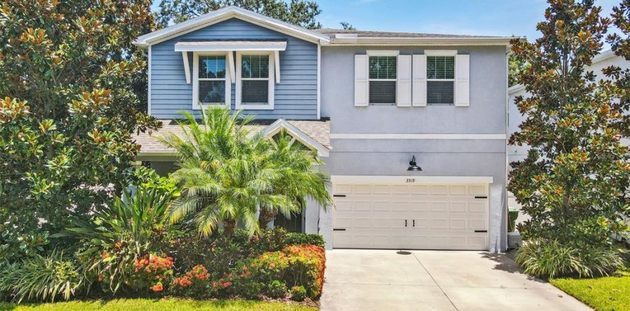 House in Tampa, Florida 5 bedrooms, 314.57 sq.m. № 1828588