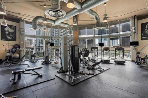 Condo in Miami, Florida, 1 bedroom  № 2040867 - photo 18