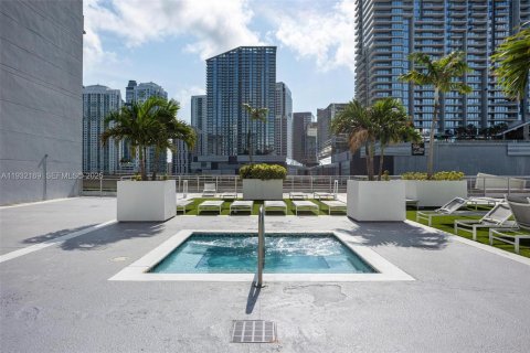 Condo in Miami, Florida, 1 bedroom  № 2040867 - photo 26