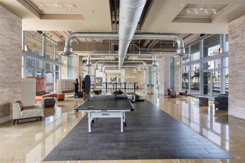 Condo in Miami, Florida, 1 bedroom  № 2040867 - photo 29