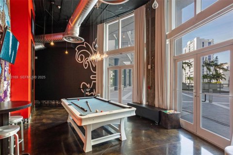 Condo in Miami, Florida, 1 bedroom  № 2040867 - photo 28