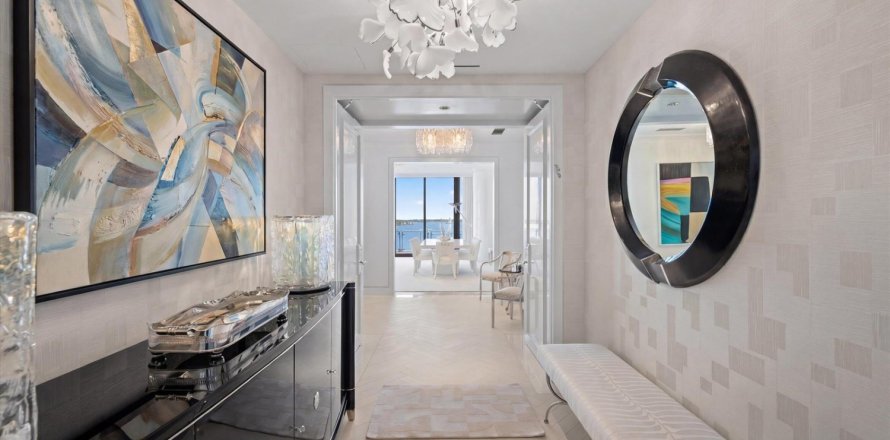 Condominio en West Palm Beach, Florida, 4 dormitorios  № 2087724