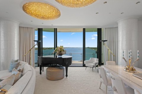Condominio en venta en West Palm Beach, Florida, 4 dormitorios, 455.78 m2 № 2087724 - foto 6