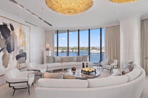 Condominio en venta en West Palm Beach, Florida, 4 dormitorios, 455.78 m2 № 2087724 - foto 5