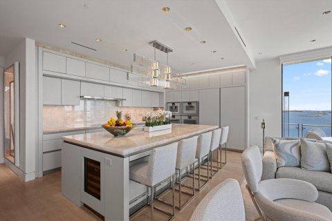 Condominio en venta en West Palm Beach, Florida, 4 dormitorios, 455.78 m2 № 2087724 - foto 13