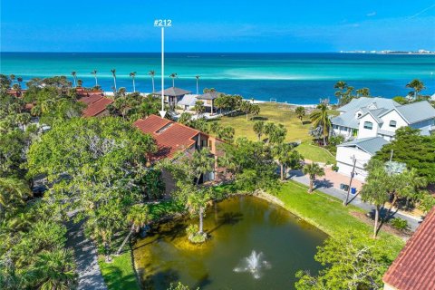 Condominio en venta en Sarasota, Florida, 2 dormitorios, 102.94 m2 № 1721260 - foto 1