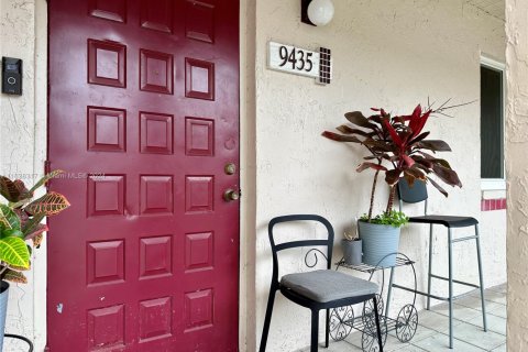 Copropriété à vendre à Miami, Floride: 2 chambres, 121.89 m2 № 1736133 - photo 5
