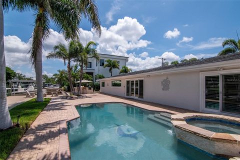 Villa ou maison à louer à Tampa, Floride: 4 chambres, 200.85 m2 № 2428841 - photo 29