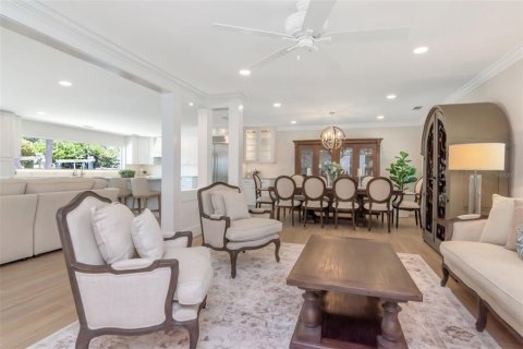 Villa ou maison à louer à Tampa, Floride: 4 chambres, 200.85 m2 № 2428841 - photo 22