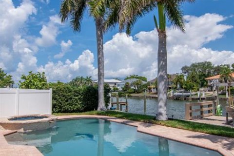 Villa ou maison à louer à Tampa, Floride: 4 chambres, 200.85 m2 № 2428841 - photo 25