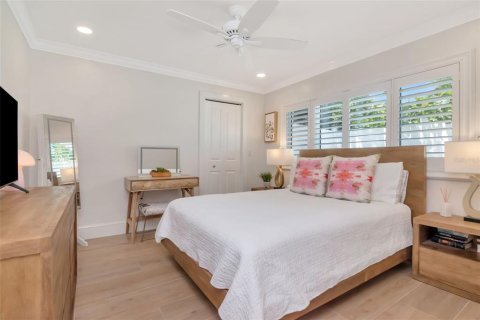 Villa ou maison à louer à Tampa, Floride: 4 chambres, 200.85 m2 № 2428841 - photo 13