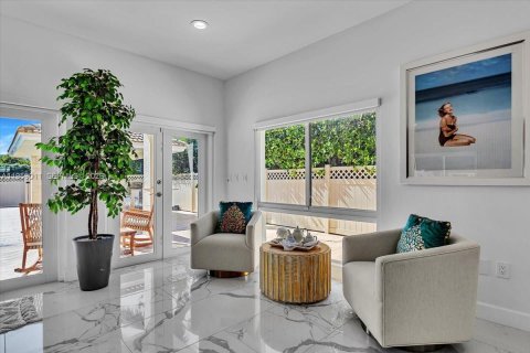 Снять в аренду виллу или дом в Майами-Бич, Флорида 5 спален, 346.06м2, № 2020342 - фото 19