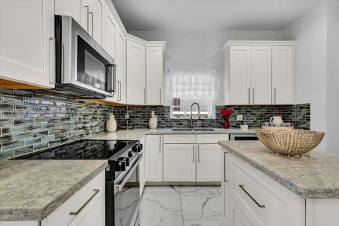 Снять в аренду виллу или дом в Майами-Бич, Флорида 5 спален, 346.06м2, № 2020342 - фото 27