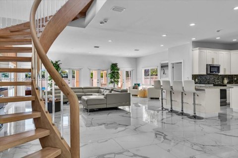 Снять в аренду виллу или дом в Майами-Бич, Флорида 5 спален, 346.06м2, № 2020342 - фото 21