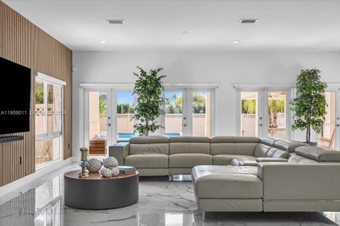 Снять в аренду виллу или дом в Майами-Бич, Флорида 5 спален, 346.06м2, № 2020342 - фото 16