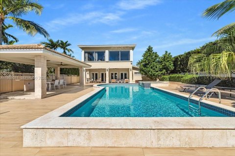 Снять в аренду виллу или дом в Майами-Бич, Флорида 5 спален, 346.06м2, № 2020342 - фото 4