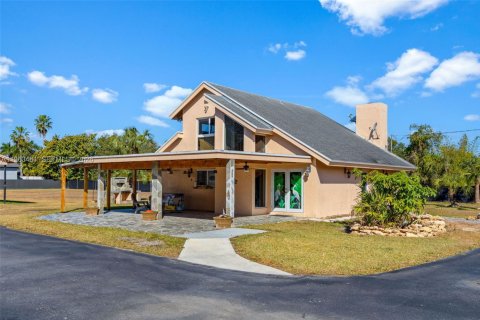 Casa en venta en Homestead, Florida, 3 dormitorios, 108.88 m2 № 2026675 - foto 3