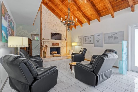 Casa en venta en Homestead, Florida, 3 dormitorios, 108.88 m2 № 2026675 - foto 10