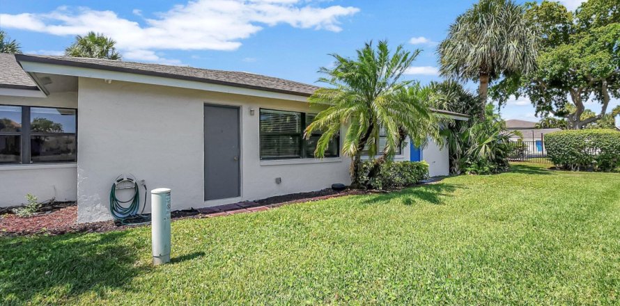 Condo in Delray Beach, Florida, 2 bedrooms  № 1224756