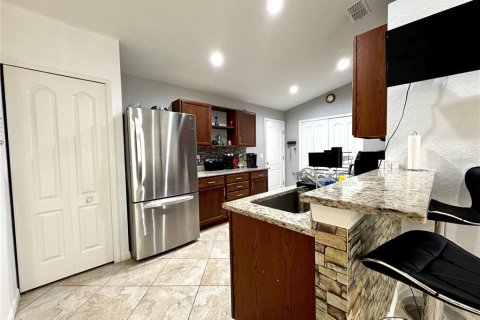 Villa ou maison à vendre à Haines City, Floride: 3 chambres, 110 m2 № 2148389 - photo 9
