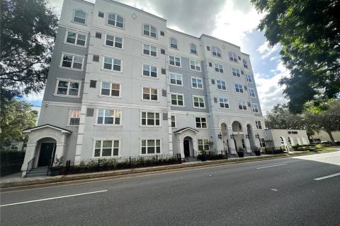 Condo in Orlando, Florida, 1 bedroom  № 1592831 - photo 24