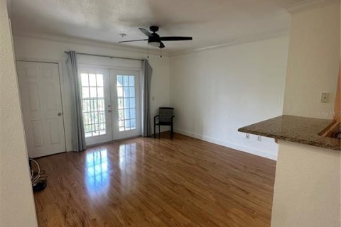 Condo in Orlando, Florida, 1 bedroom  № 1592831 - photo 14