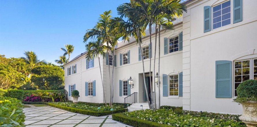House in Palm Beach, Florida 7 bedrooms, 787.35 sq.m. № 2187366