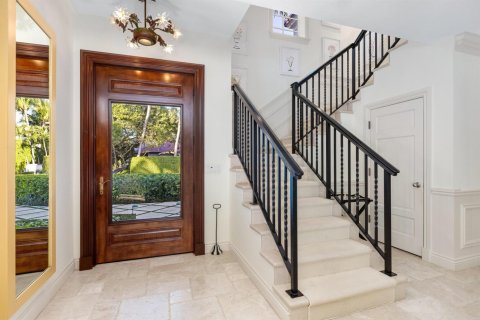 House in Palm Beach, Florida 7 bedrooms, 787.35 sq.m. № 2187366 - photo 4