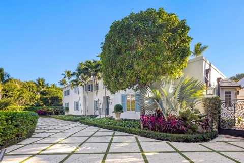 House in Palm Beach, Florida 7 bedrooms, 787.35 sq.m. № 2187366 - photo 2