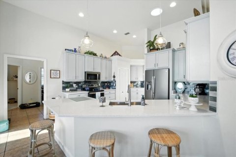 House in Palm Coast, Florida 3 bedrooms, 220.27 sq.m. № 1872765 - photo 11