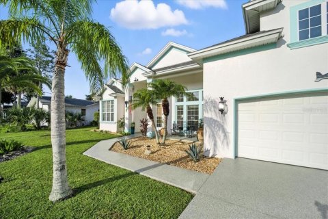 House in Palm Coast, Florida 3 bedrooms, 220.27 sq.m. № 1872765 - photo 3