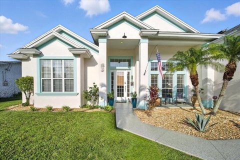 House in Palm Coast, Florida 3 bedrooms, 220.27 sq.m. № 1872765 - photo 1