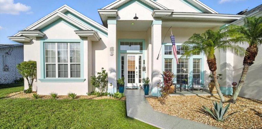House in Palm Coast, Florida 3 bedrooms, 220.27 sq.m. № 1872765