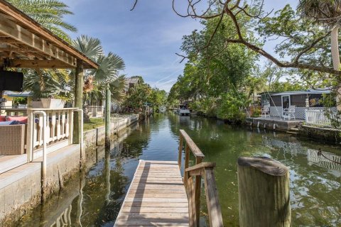 Casa en venta en Weeki Wachee, Florida, 2 dormitorios, 92.44 m2 № 2212986 - foto 17
