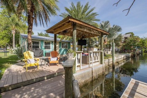 Casa en venta en Weeki Wachee, Florida, 2 dormitorios, 92.44 m2 № 2212986 - foto 18