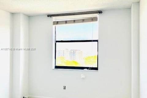 Condominio en venta en North Miami, Florida, 2 dormitorios, 109.81 m2 № 1961201 - foto 11