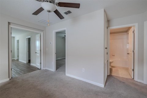 Casa en venta en Tampa, Florida, 4 dormitorios, 195.93 m2 № 2144538 - foto 21