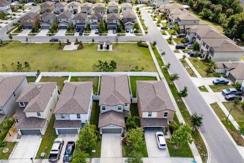 Casa en venta en Tampa, Florida, 4 dormitorios, 195.93 m2 № 2144538 - foto 4