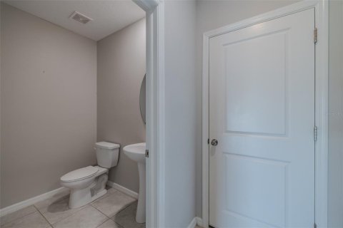 Casa en venta en Tampa, Florida, 4 dormitorios, 195.93 m2 № 2144538 - foto 18