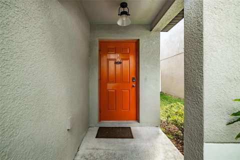 Casa en venta en Tampa, Florida, 4 dormitorios, 195.93 m2 № 2144538 - foto 6