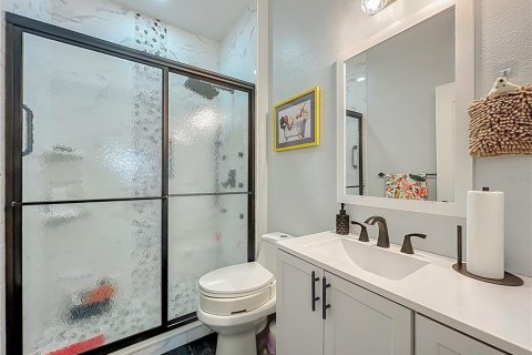 Villa ou maison à vendre à Apopka, Floride: 5 chambres, 342.16 m2 № 2142402 - photo 23