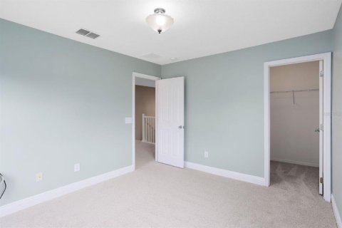 House in Orlando, Florida 5 bedrooms, 281.03 sq.m. № 2393895 - photo 28