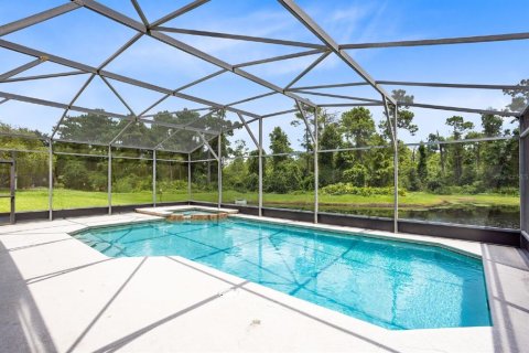 House in Orlando, Florida 5 bedrooms, 281.03 sq.m. № 2393895 - photo 15