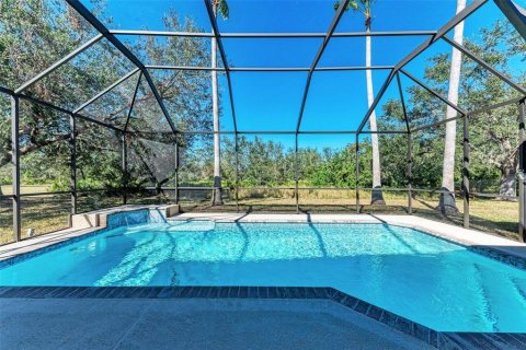 House in Bradenton, Florida 3 bedrooms, 231.88 sq.m. № 1539243 - photo 24
