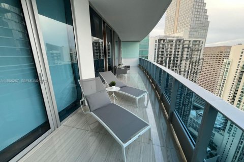 Condominio en alquiler en Miami, Florida, 2 dormitorios, 116.59 m2 № 2011920 - foto 8