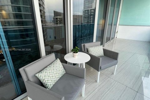 Condominio en alquiler en Miami, Florida, 2 dormitorios, 116.59 m2 № 2011920 - foto 12