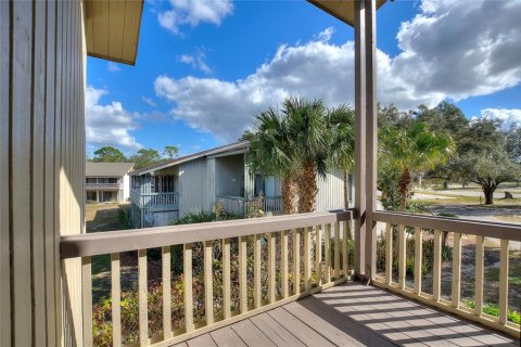 Condo in Haines City, Florida, 2 bedrooms  № 2237988 - photo 8
