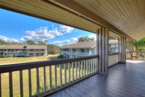 Condo in Haines City, Florida, 2 bedrooms  № 2237988 - photo 5