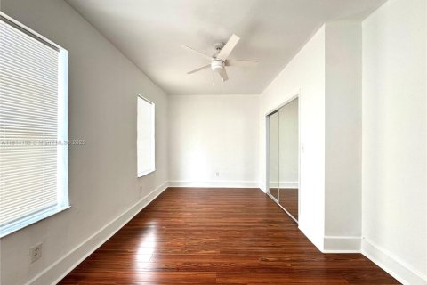 Condominio en venta en Miami Beach, Florida, 1 dormitorio, 65.03 m2 № 1970376 - foto 18