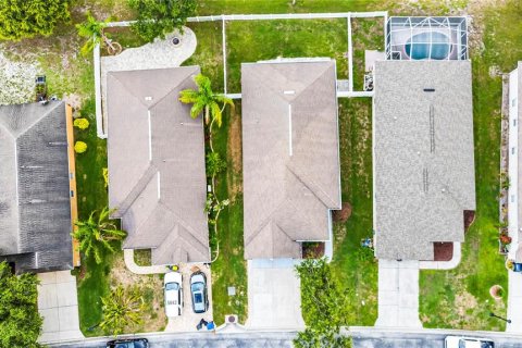 House in Hudson, Florida 3 bedrooms, 168.99 sq.m. № 2155937 - photo 7